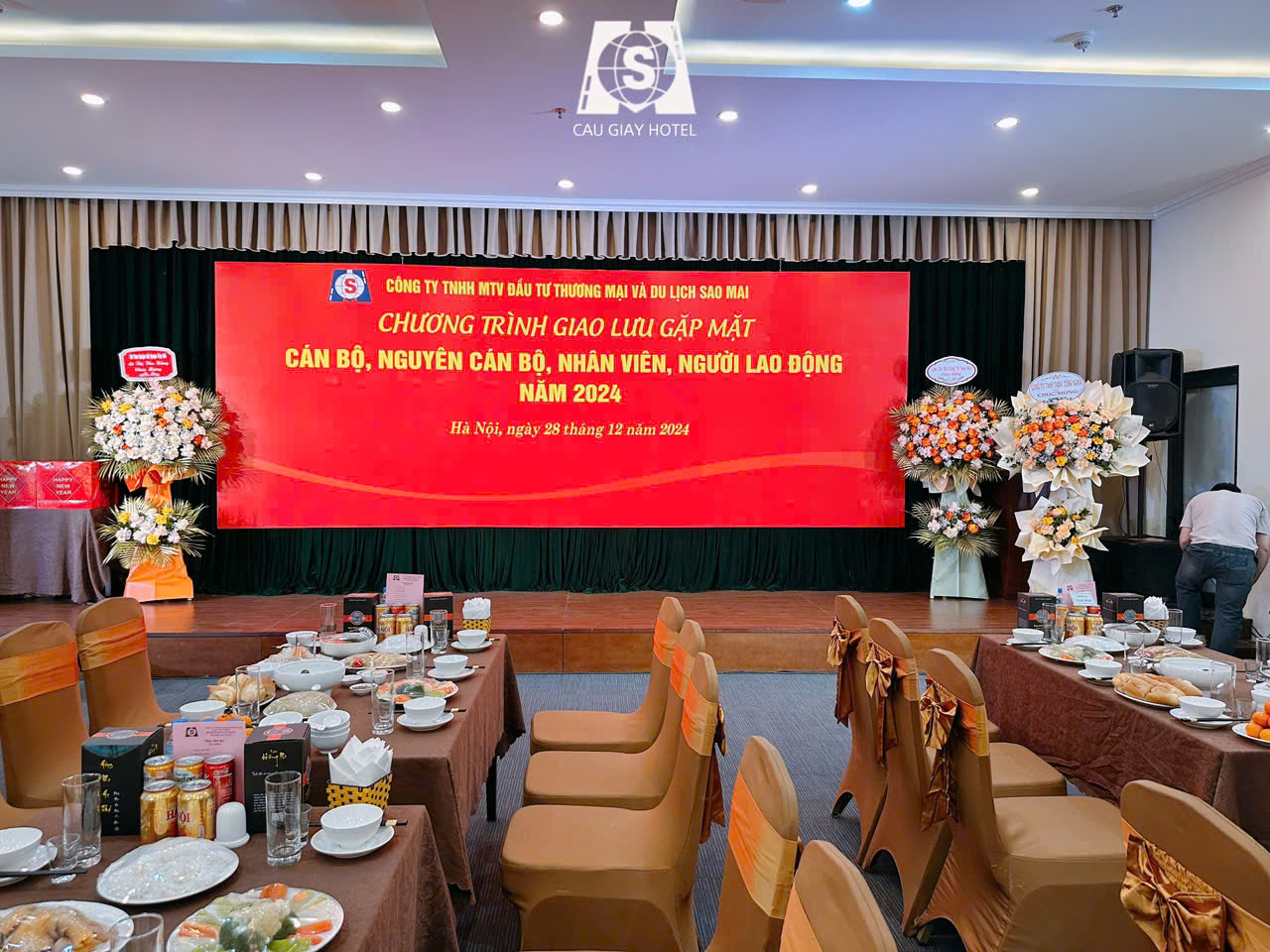 THUÊ ĐỊA ĐIỂM TỔ CHỨC SỰ KIỆN, HỘI NGHỊ HOÀN HẢO TẠI CẦU GIẤY HOTEL