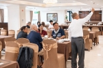 Một buổi sáng thảnh thơi tại Cầu Giấy Hotel